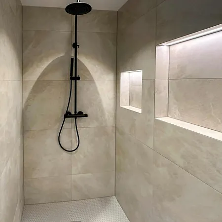 Modern Fishing With Sea View At Kalvaneset Feriehus Bergen