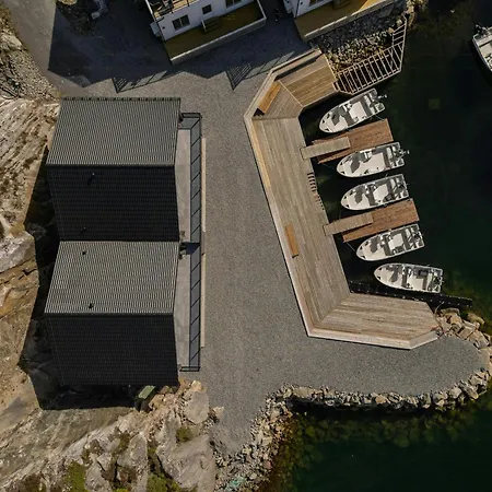 Modern Fishing With Sea View At Kalvaneset