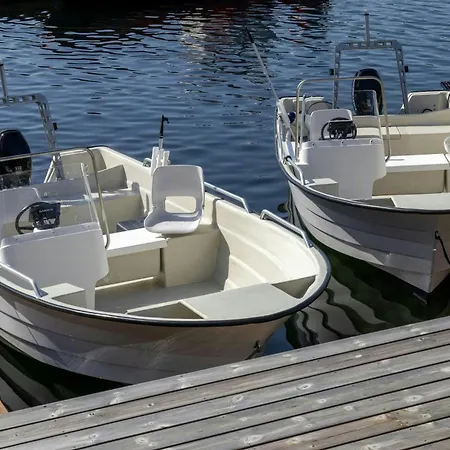 Modern Fishing With Sea View At Kalvaneset Берген