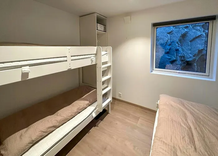 Modern Fishing With Sea View At Kalvaneset Tatil Evi Bergen