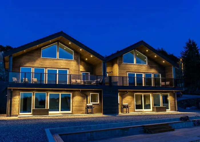 Modern Fishing With Sea View At Kalvaneset Tatil Evi *